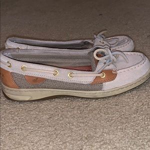 Women Sperry’s